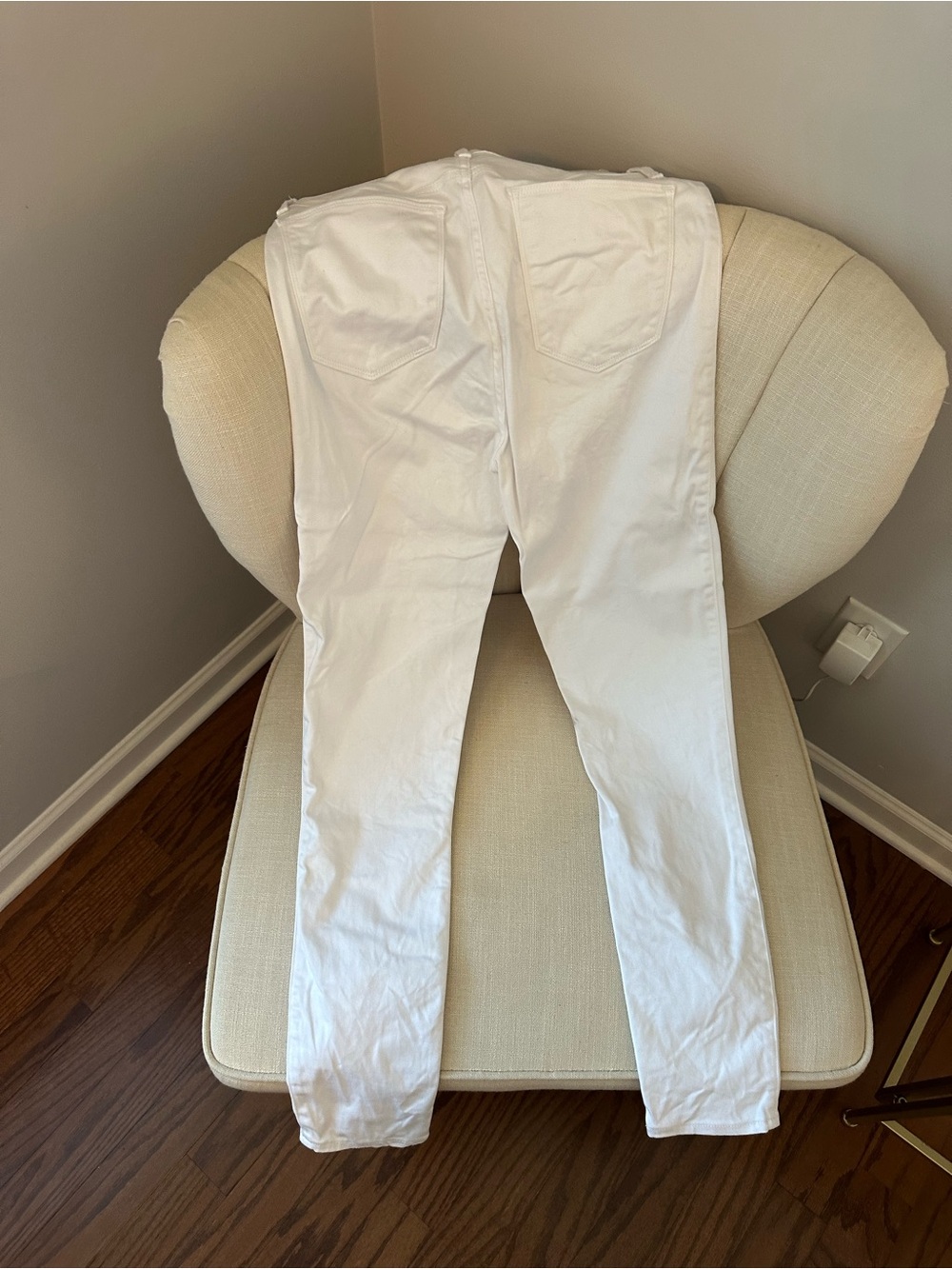 Abercrombie & Fitch White Women's Slim Chino Pants